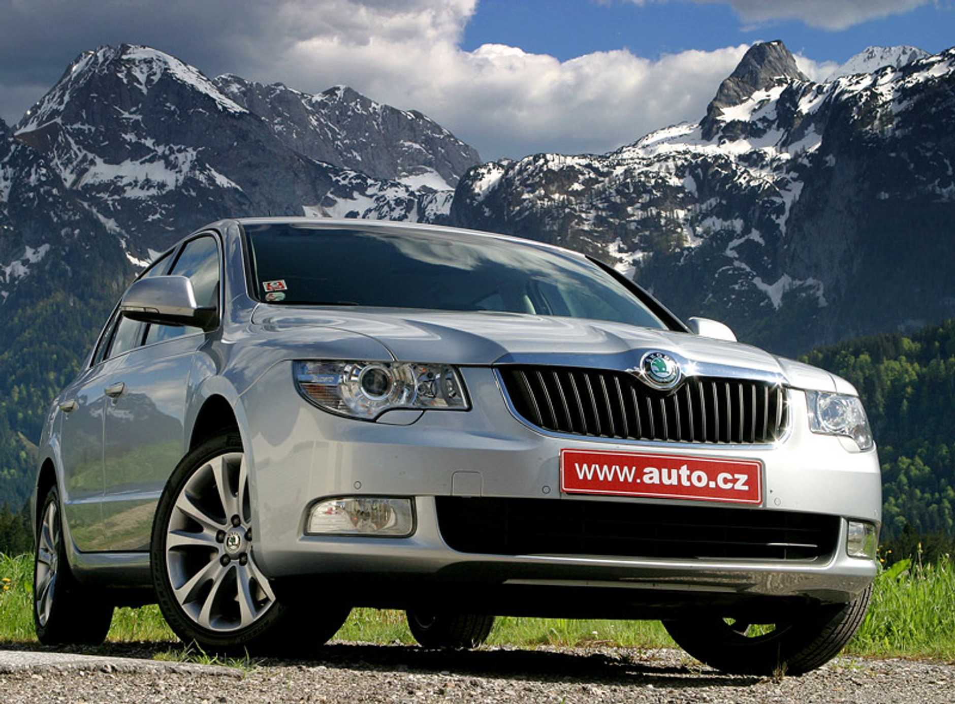 Škoda Superb: ubogi krewny Passata czy poważny konkurent?