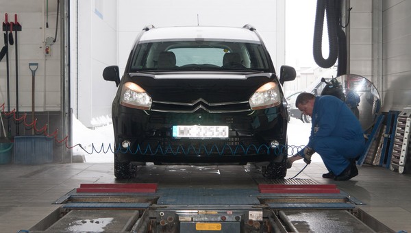 Ministerstwo ogłosiło podwyżkę cen za badanie techniczne. Od września będzie drożej