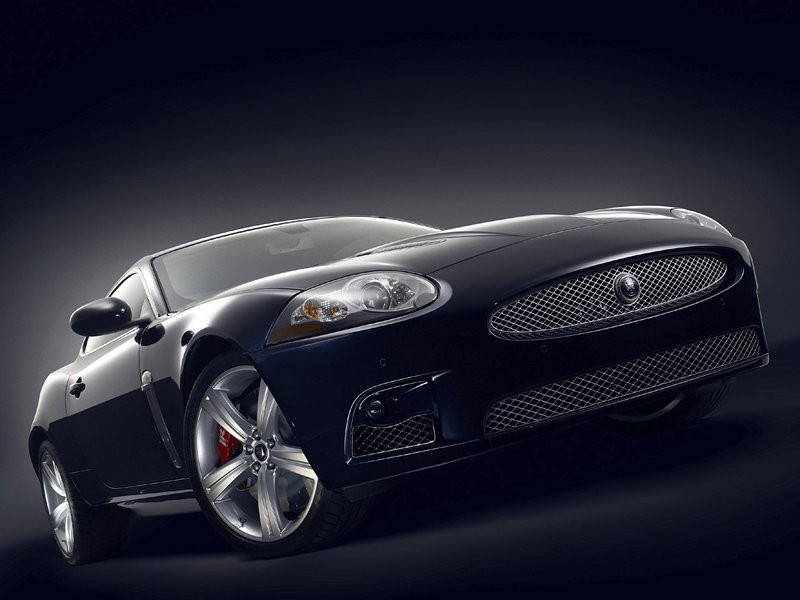 Genewa 2007: Jaguar XKR Portfolio