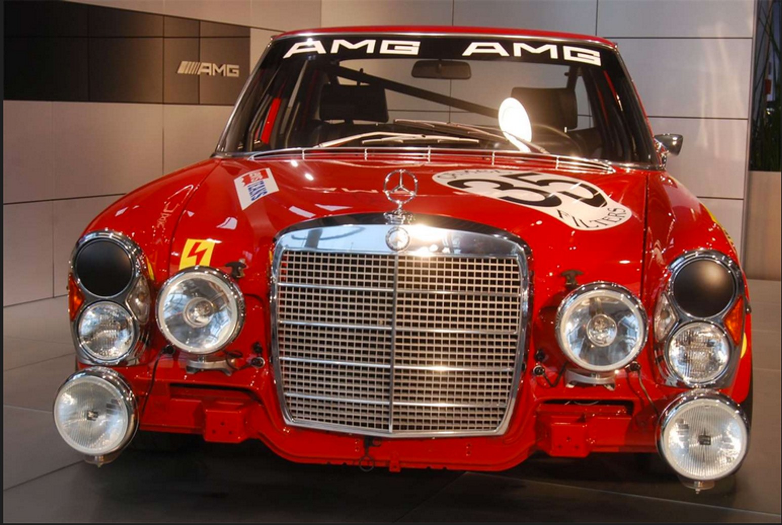 AMG 300 SEL 6.8