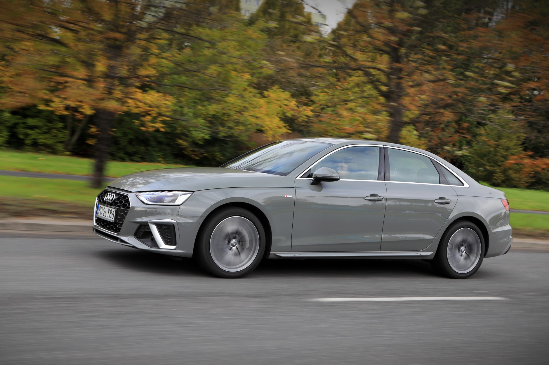 Audi A4 S line 40 TDI quattro