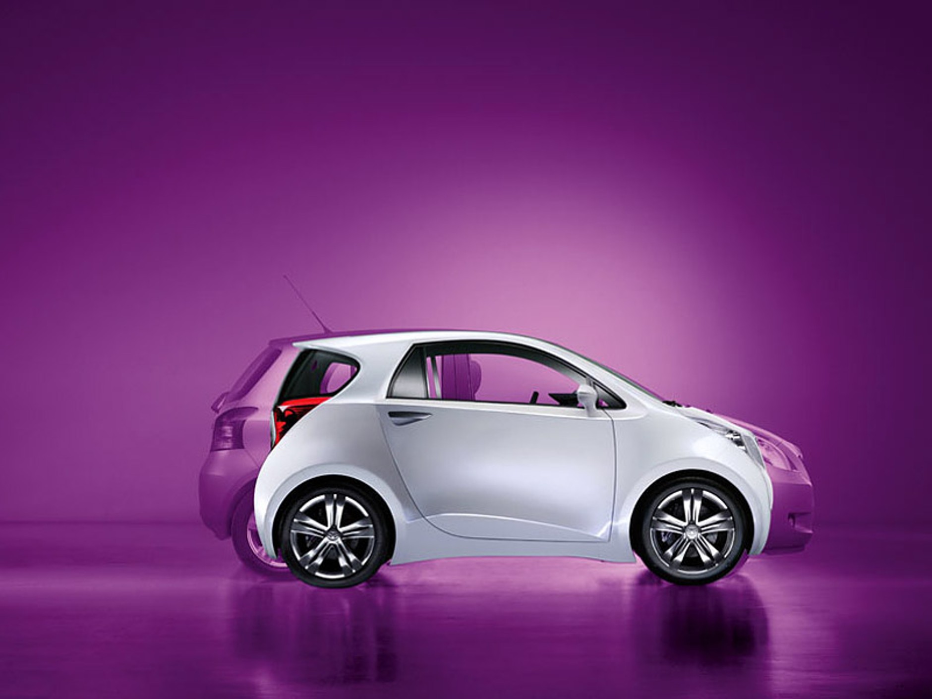IAA Frankfurt 2007: Toyota iQ – jeszcze mniejsza niż Aygo