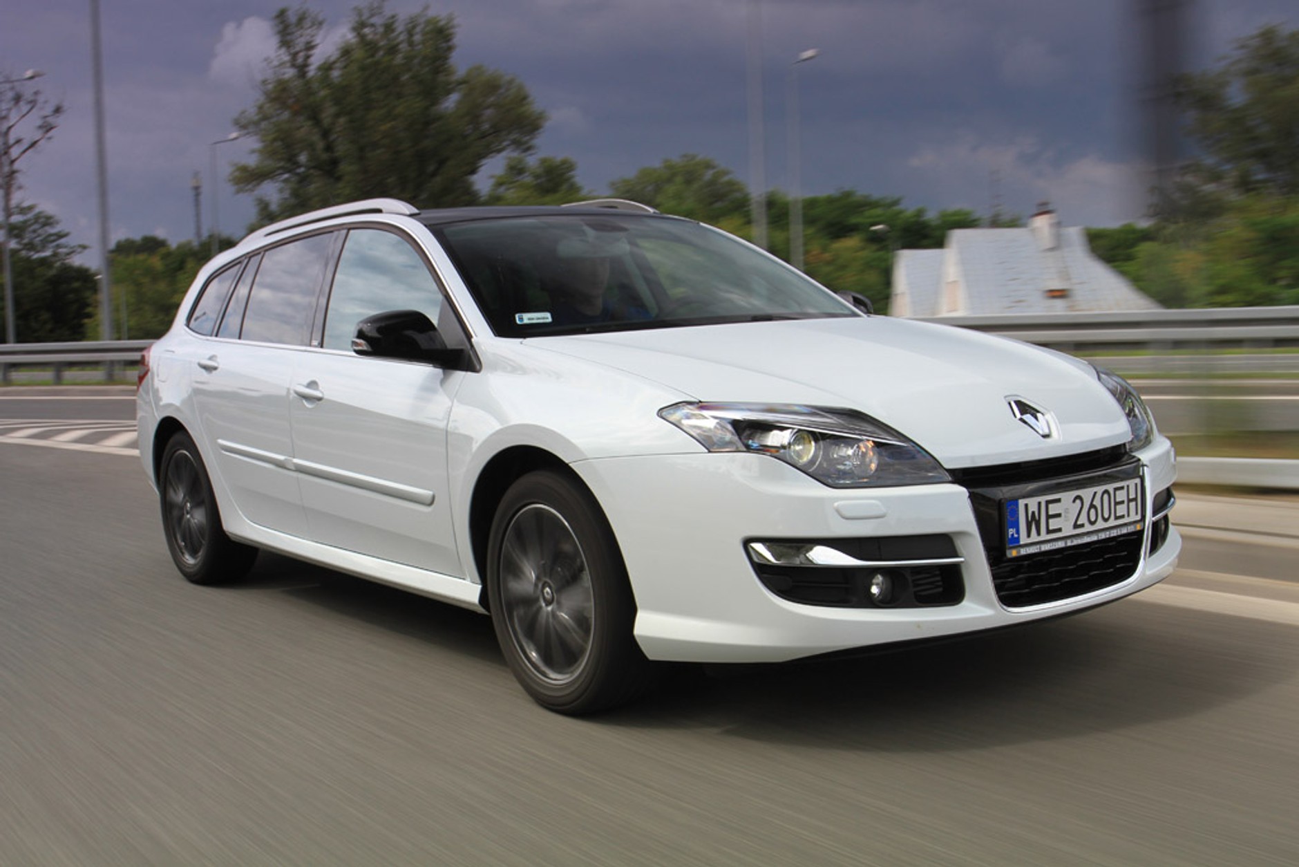 Renault Laguna Grandtour: czy kombi może być sportowe