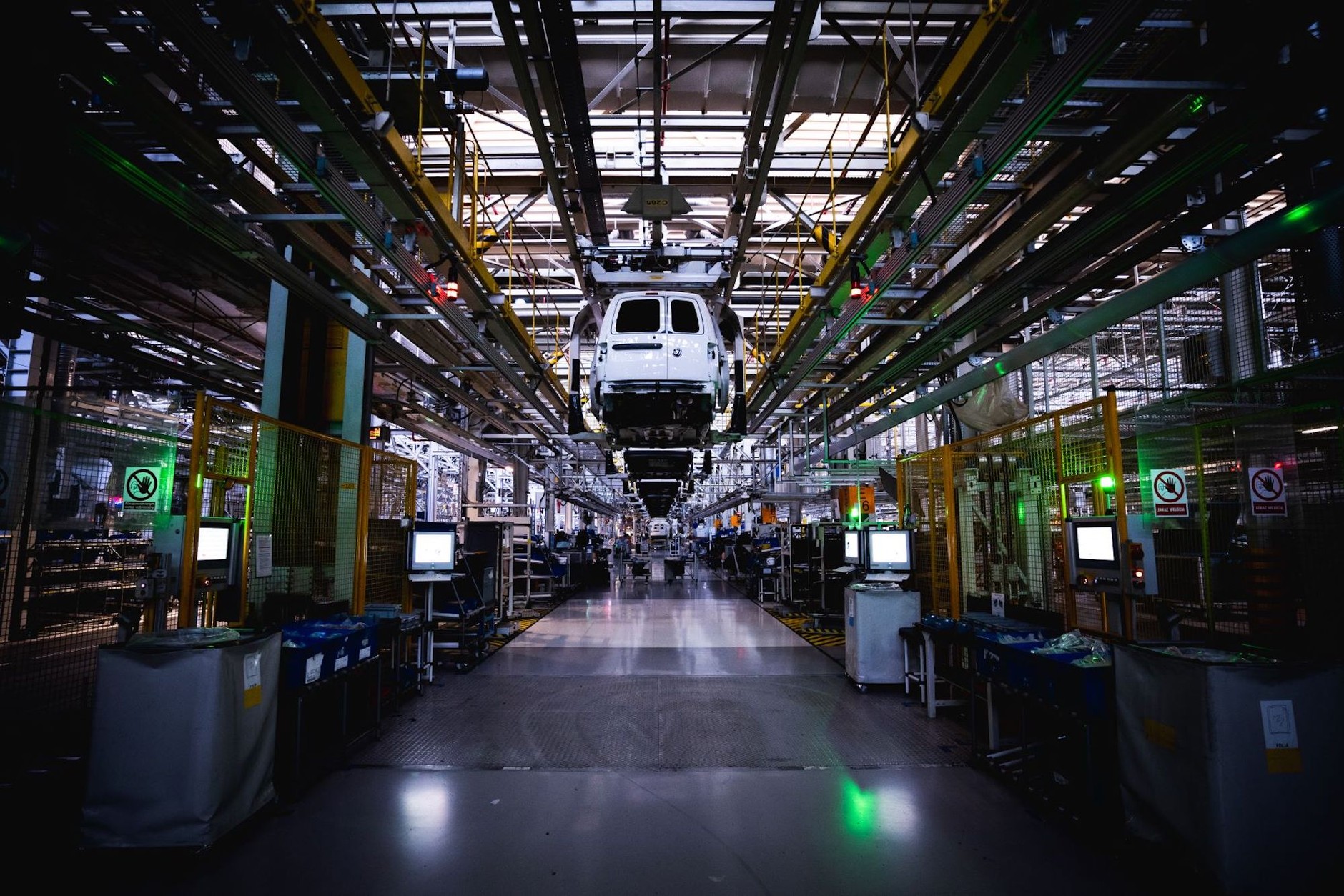 Pusta fabryka Volkswagena w Poznaniu