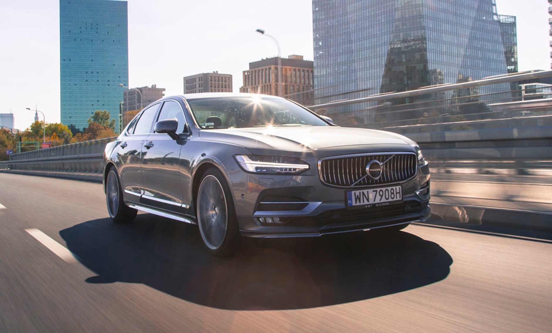 Volvo S90 D4 - inny wymiar luksusu