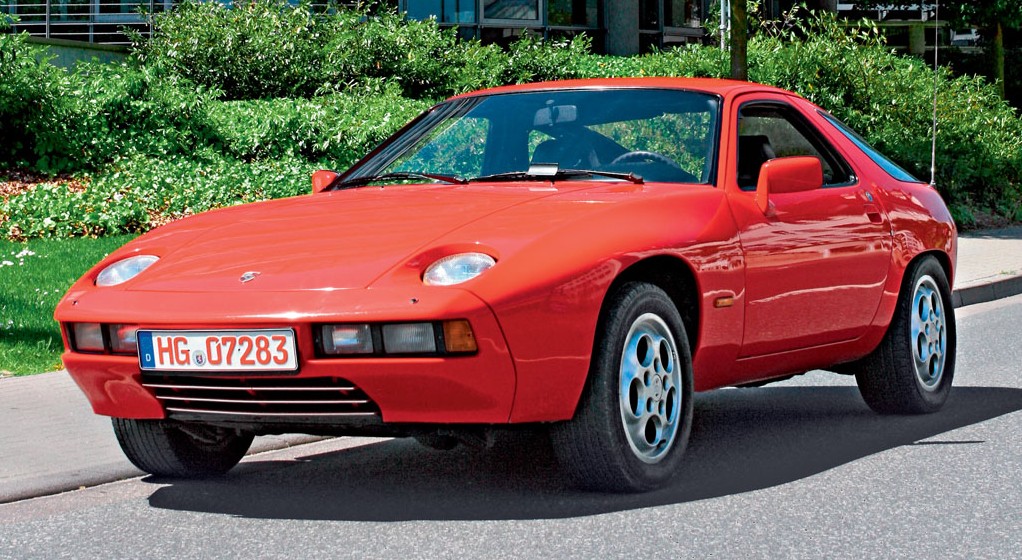 Porsche 928