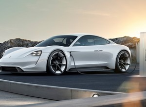 Porsche Taycan rzuci wyzwanie Tesli