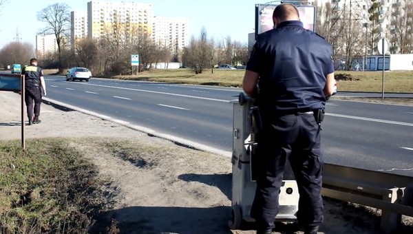 Poznań. Straż miejska z fotoradarów zarobi 1,6 miliona złotych