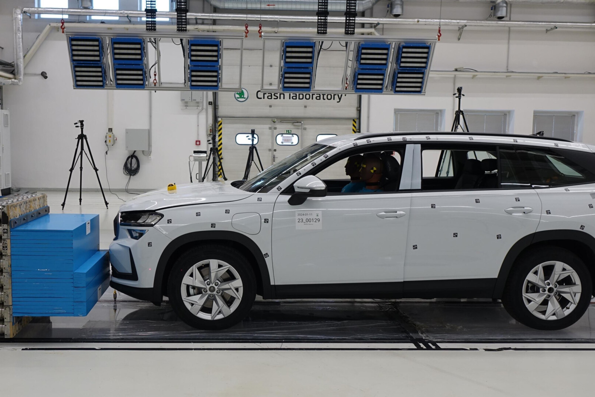 Tak wygląda pełna homologacja samochodu w Europie. Wiele modeli z Chin jej nie przeszła