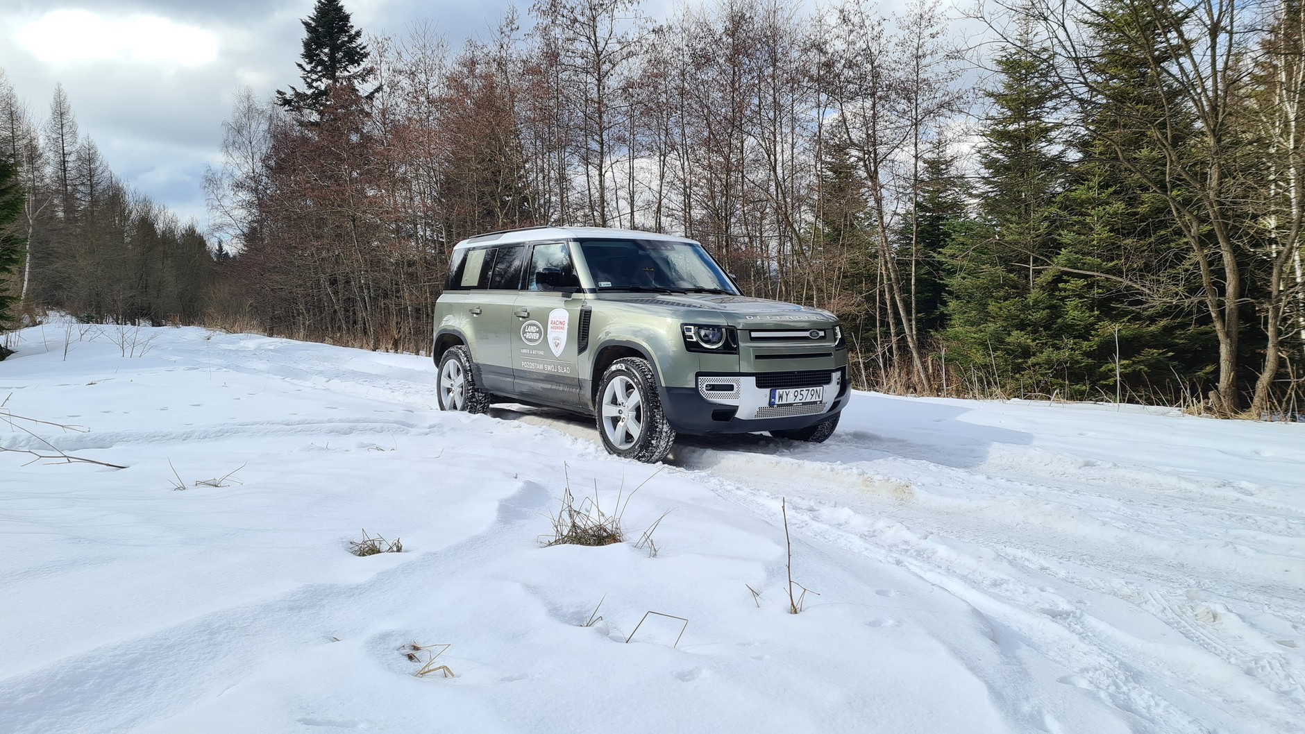 Land Rover Defender 110