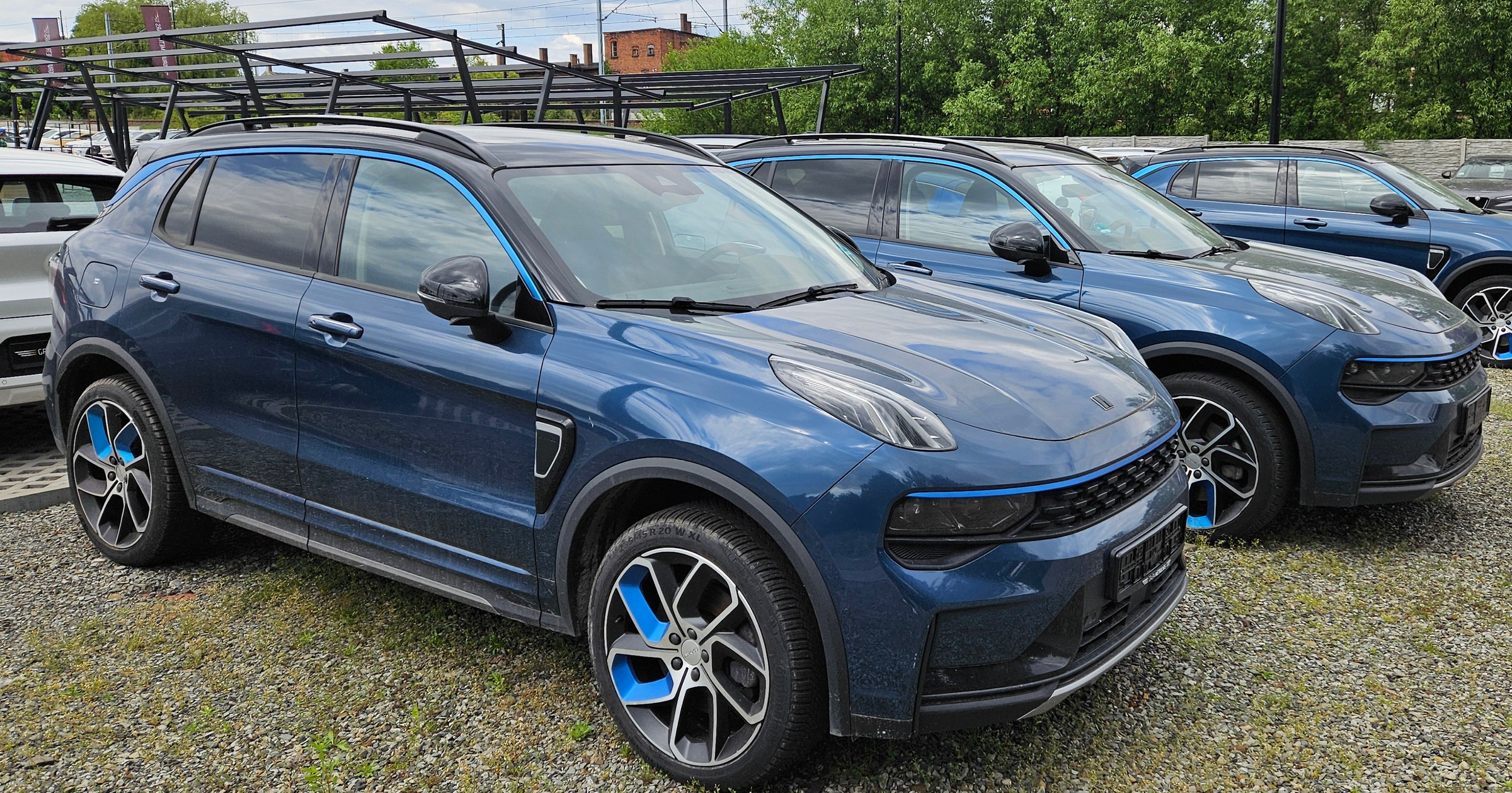 Chiński SUV Lynk & Co 01