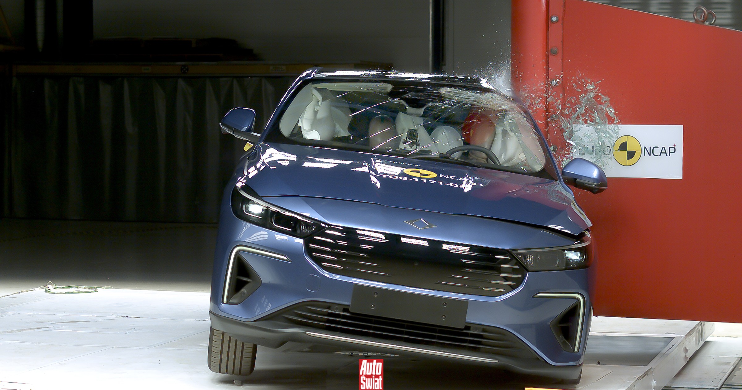 Rozbili 16 samochodów. Dwie marki dosłownie nimi wstrząsnęły