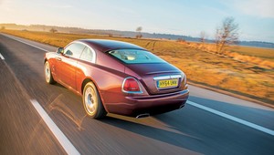 Dwa spalinowe modele Rolls-Royce'a ustępują miejsca "elektrykowi". Zastąpi je Spectre