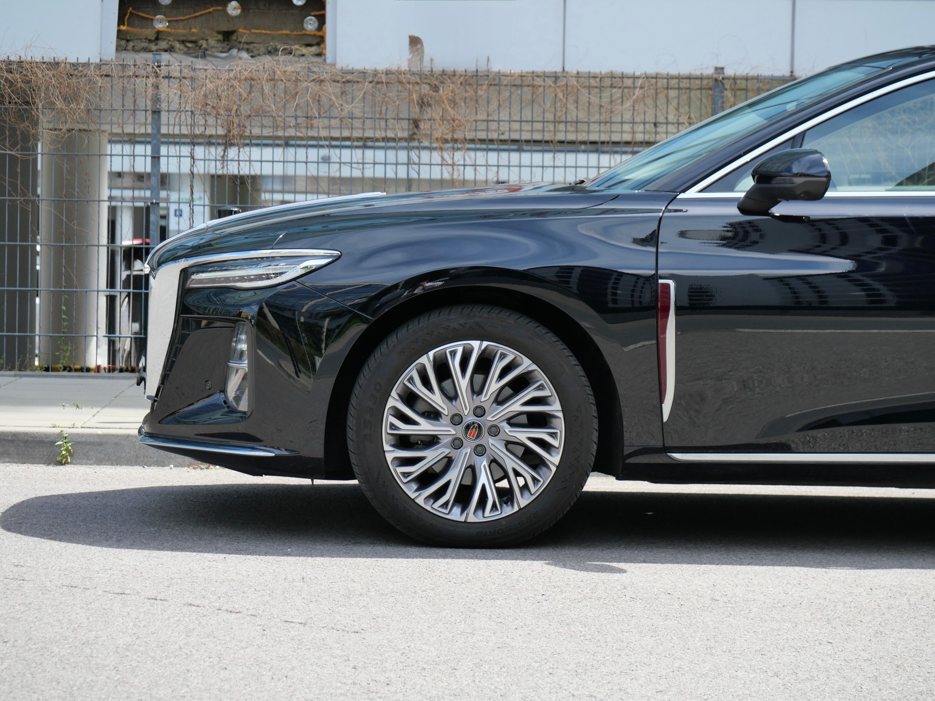 Hongqi H5 Deluxe