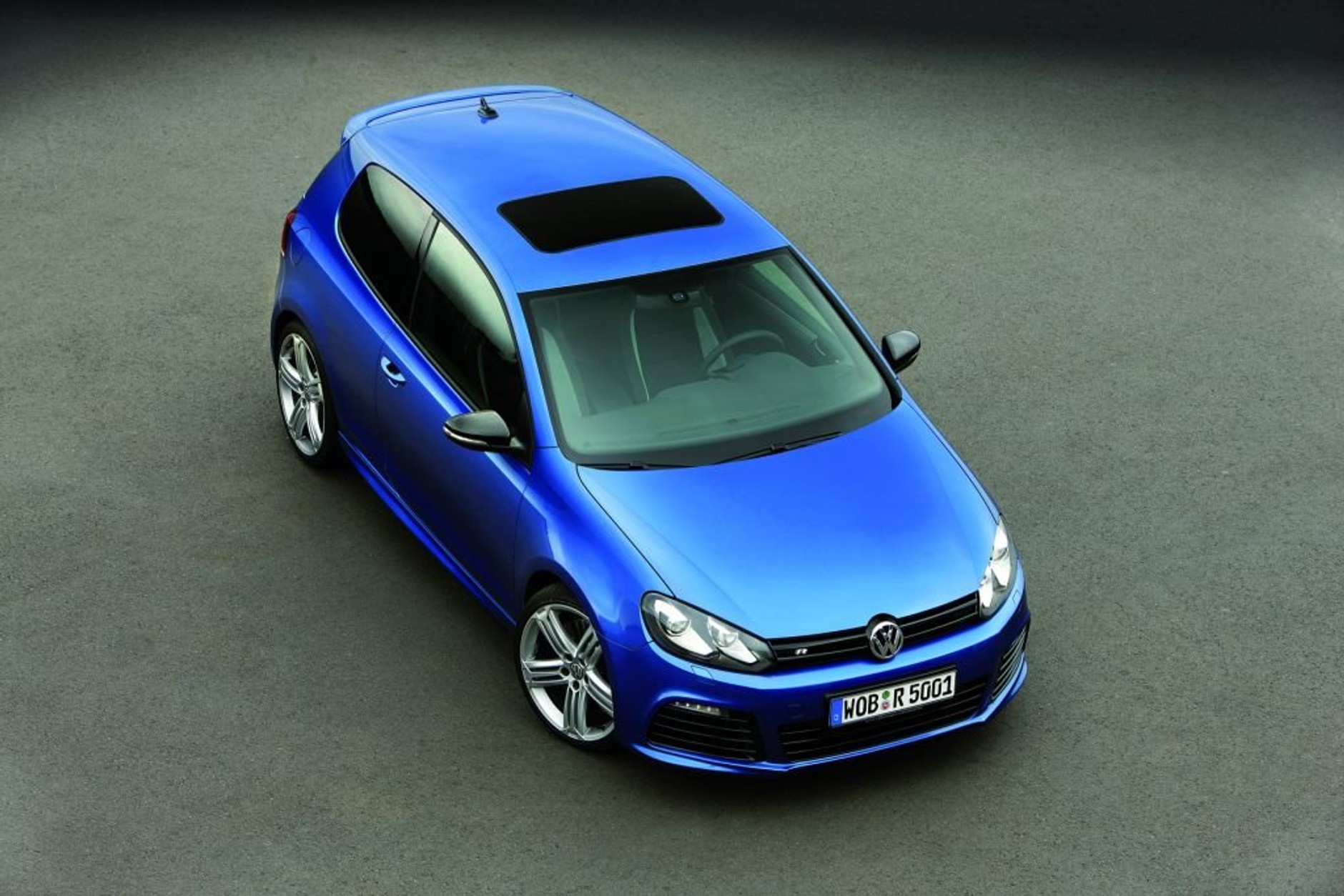 Golf R i Scirocco R - W brytyjskich salonach od lutego