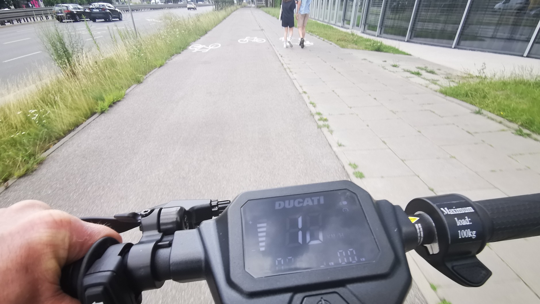 Droga dla rowerów – najlepszy szlak dla hulajnóg elektrycznych