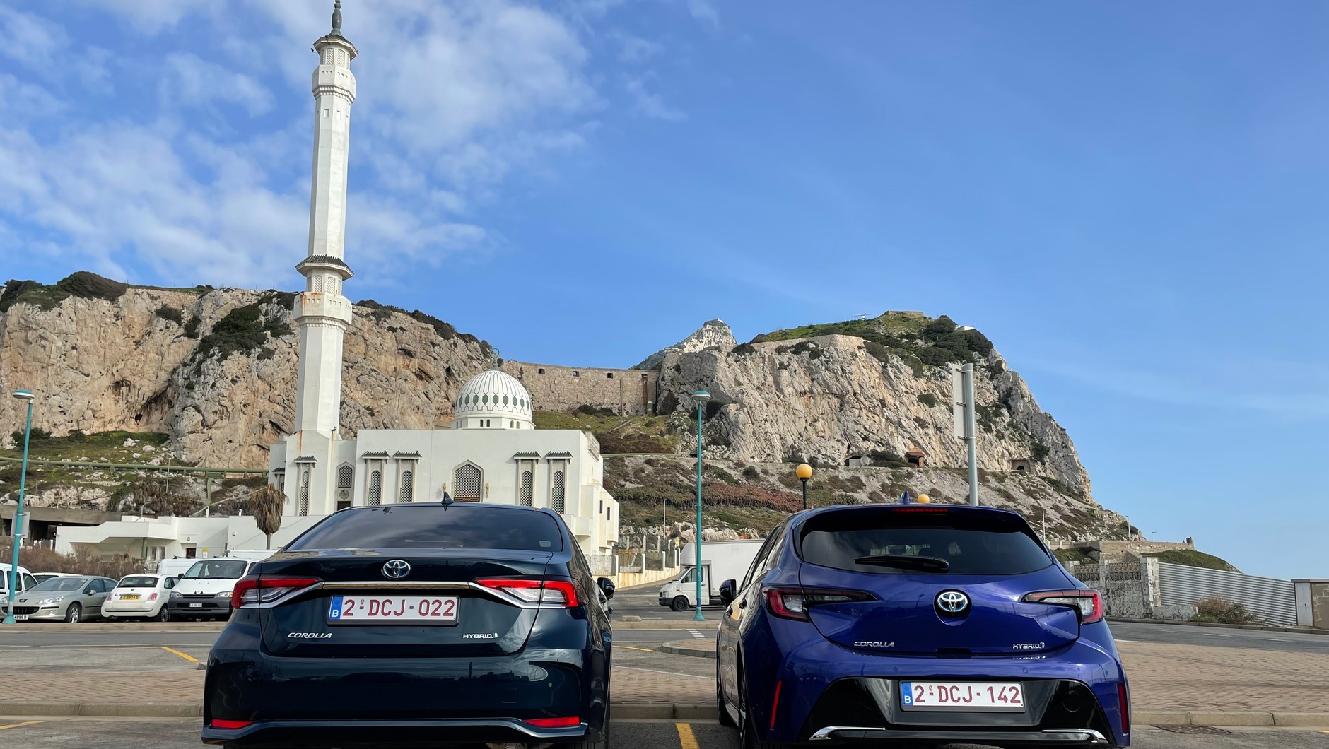Toyota Corolla sedan i hatchback w Gibraltarze