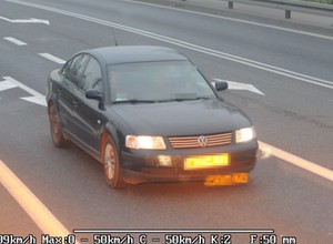 Zdjęcie z fotoradaru: wezwanie – wskazanie? Czy i kiedy właściciel auta musi wskazać kierującego?