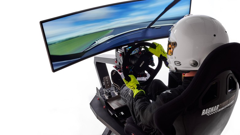 Simracing w praktyce