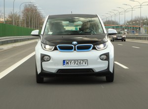 Darmowe autostrady dla aut elektrycznych. Jest jednak kilka warunków