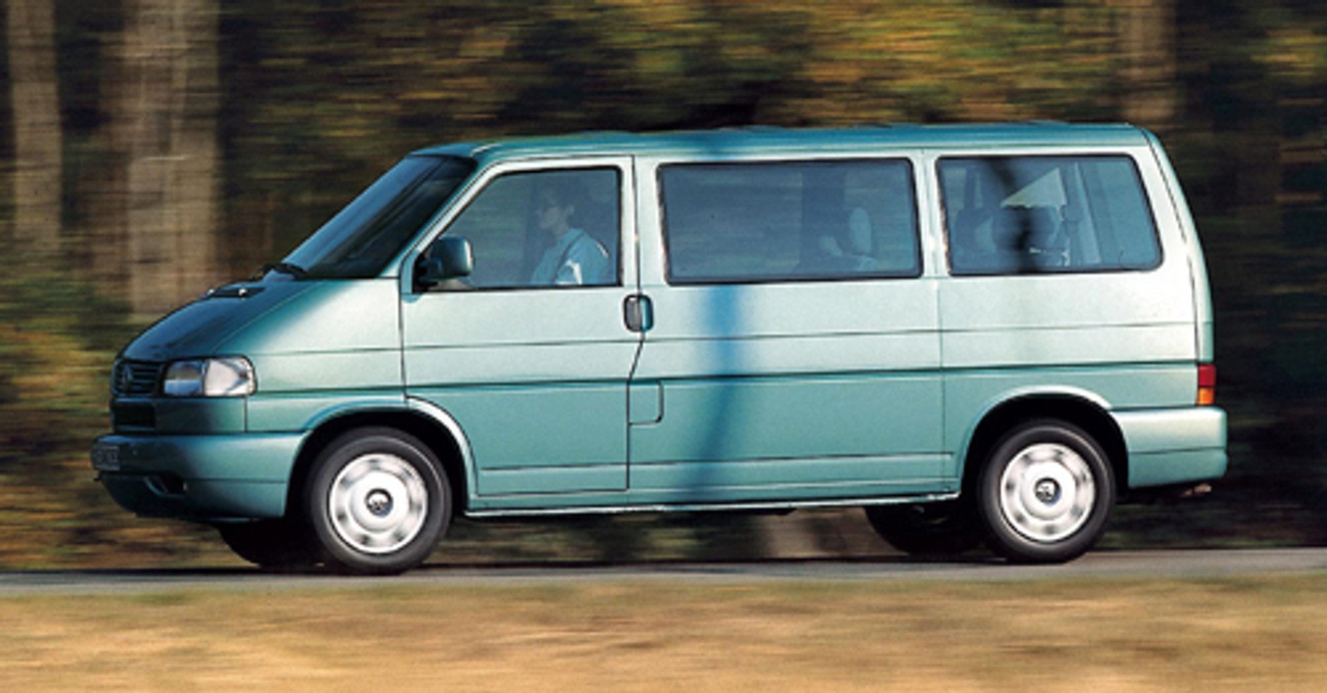 Chryslera Grand Voyager, Ford Windstar, Mercedes V, VW T4 - Rodzinne autobusy