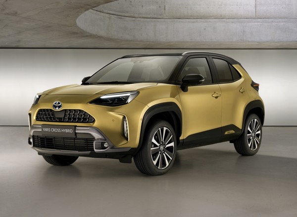 Toyota Yaris Cross Adventure – hybrydowy maluch 4x4
