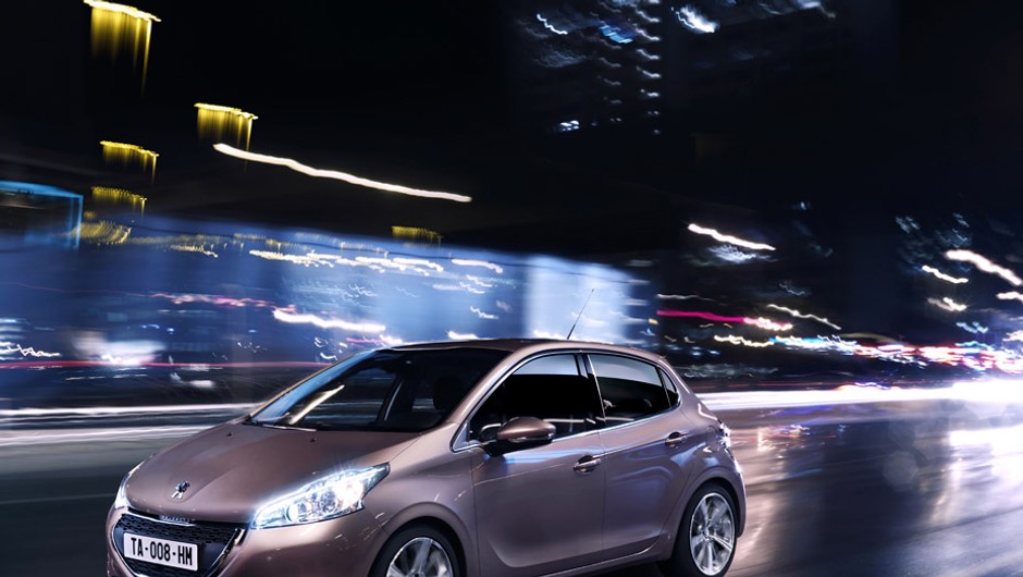 Peugeot 208: mniejszy na zewnątrz, większy w środku