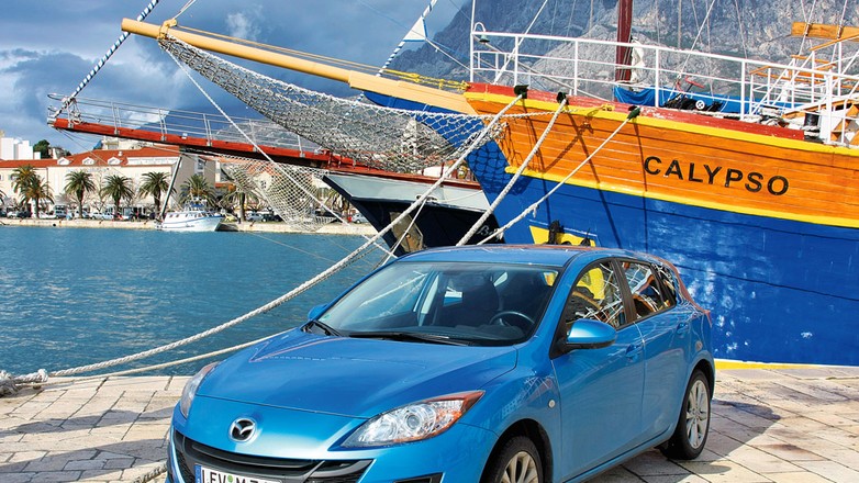 Test długodystansowy Mazdy 3: sprawdziliśmy, czy Mazda nadal trzyma się mocno