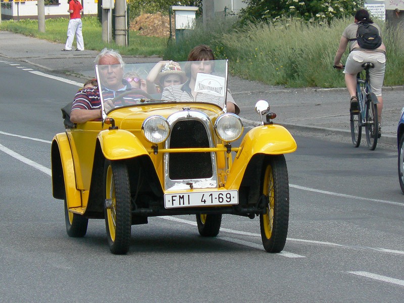 Oldtimery u podnóża Beskidów (fotogaleria)
