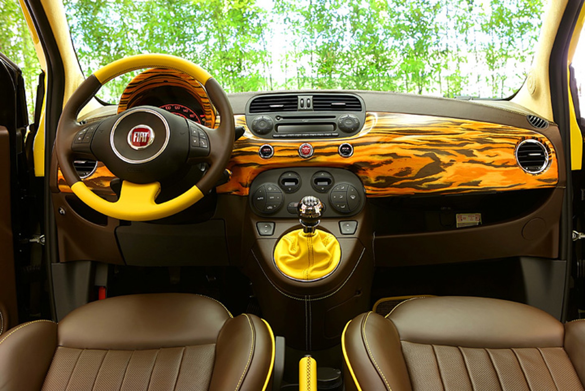 Fiat 500: w interpretacji Aznom