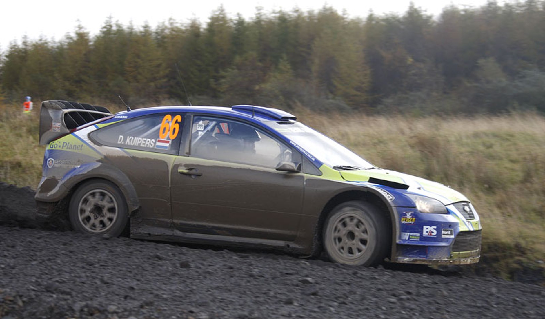 Rajd Wielkiej Brytanii 2009: mistrz świata Loeb w akcji - fotogaleria Rallyworld©Willy Weyens