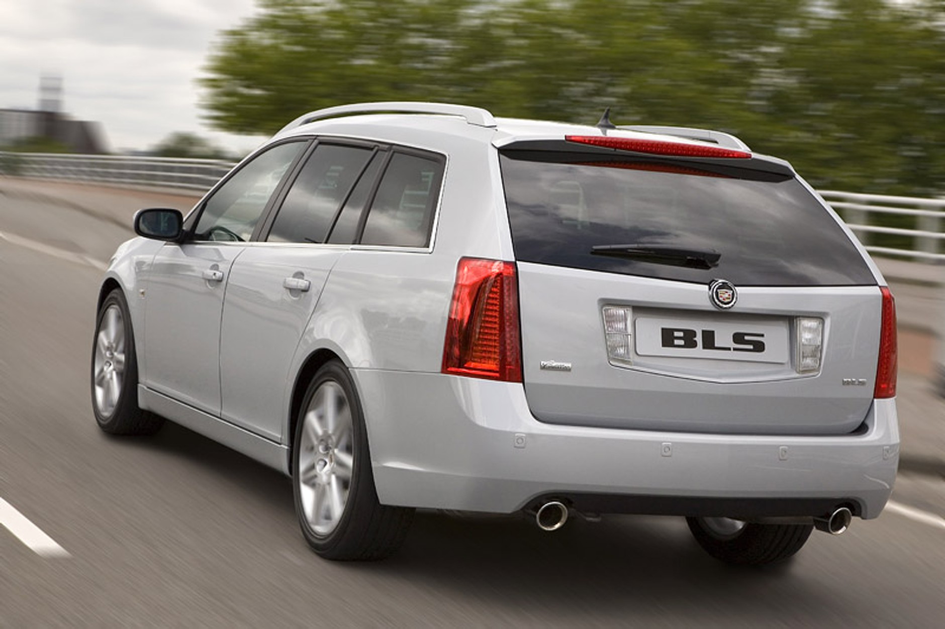 IAA Frankfurt 2007: Cadillac BLS Kombi - światowa premiera