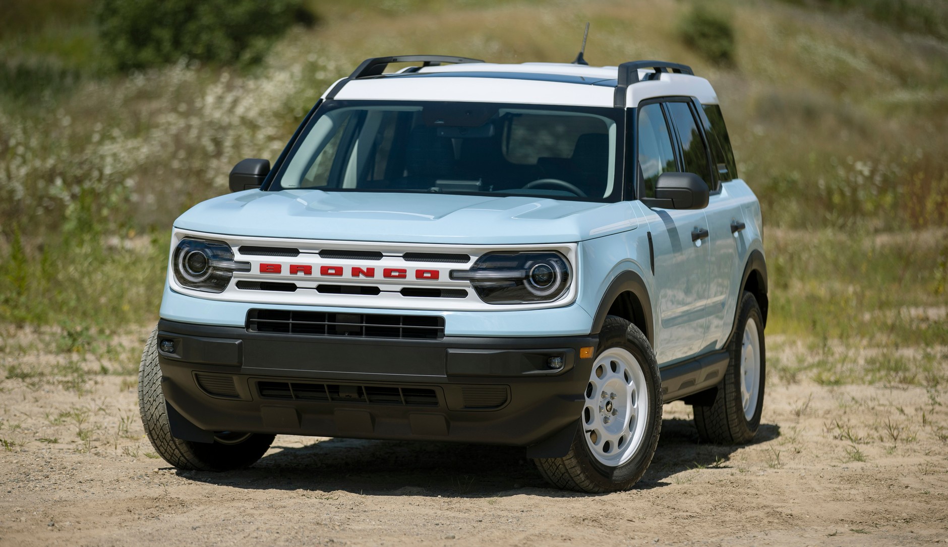2023 Bronco Sport Heritage Edition Robin's Egg Blue 01