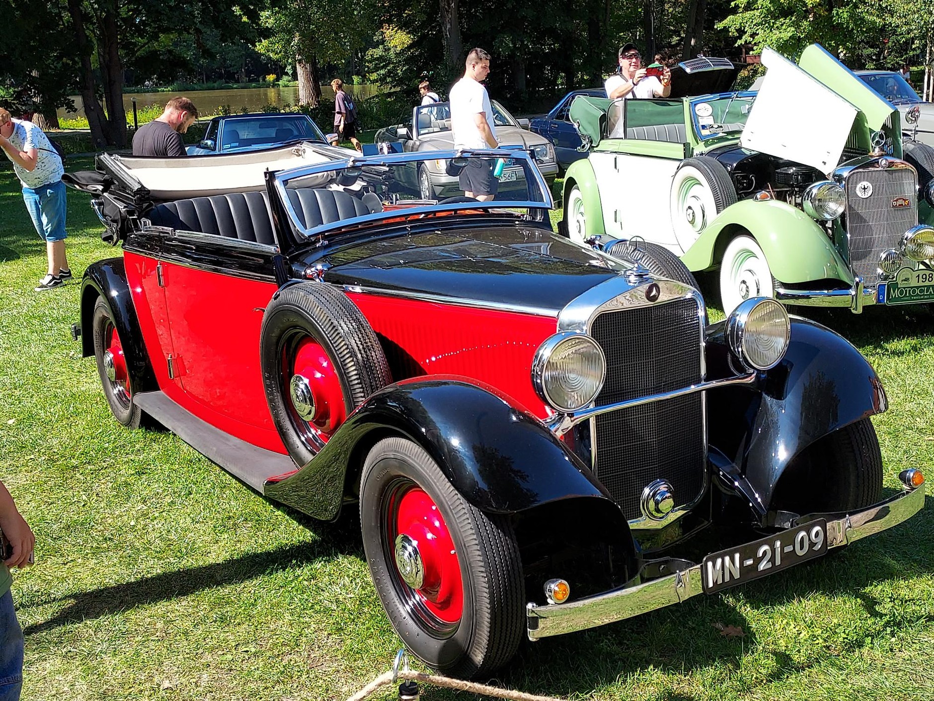 Klasyczne pojazdy na zamku Topacz 2024