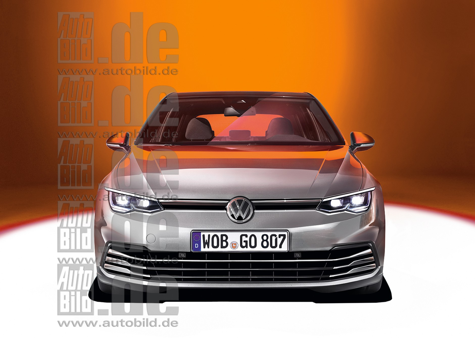 Volkswagen Golf VIII z nowym dwuwymiarowym logotypem marki VW