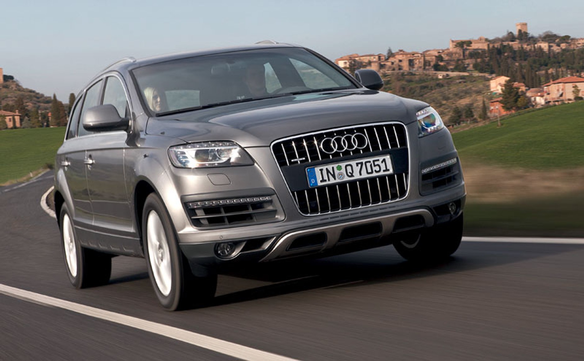 Audi Q7: facelifting i mniejsze zużycia paliwa (fotogaleria)