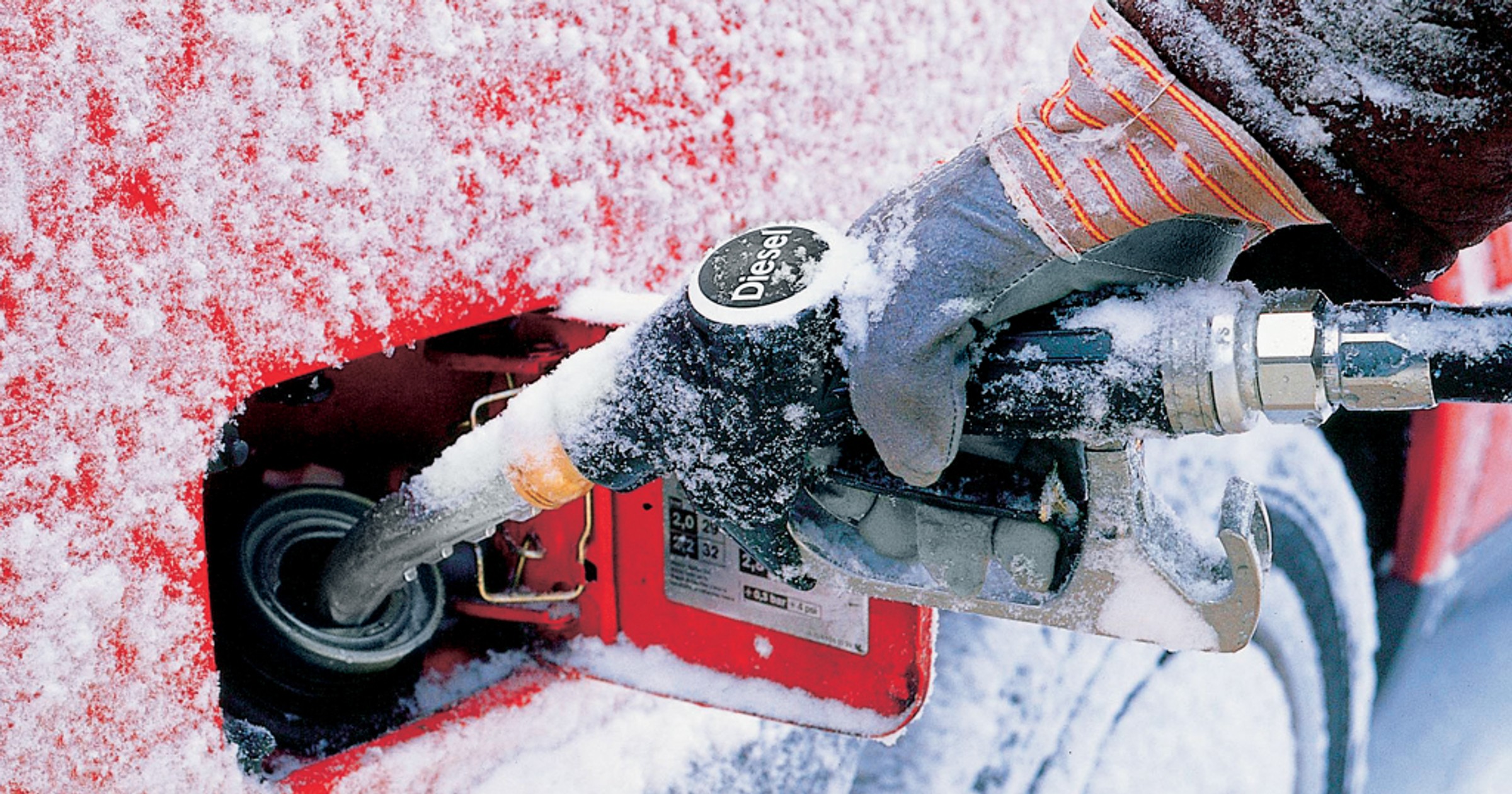 Jakość paliwa to zimą podstawa, aby bez problemów jeździć dieslem. Można je poprawić samemu