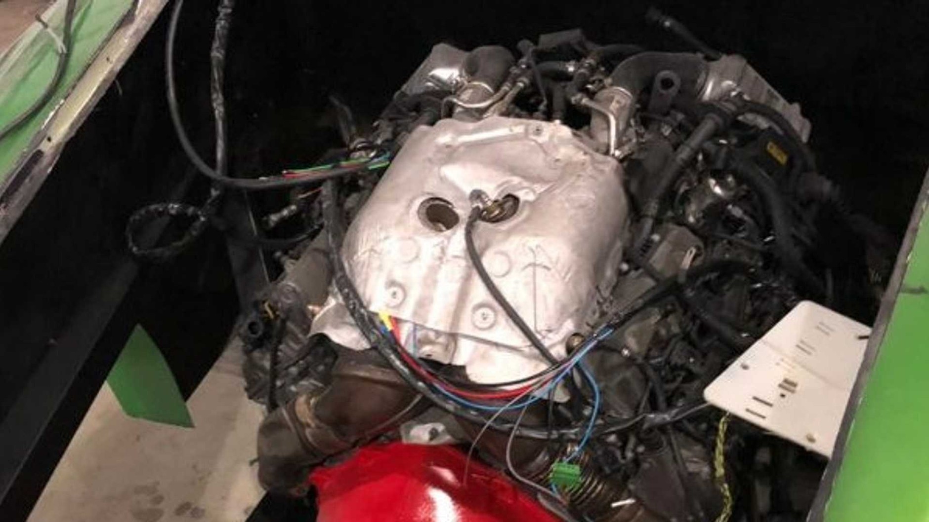 Produkowali podróbki Ferrari i Lamborghini