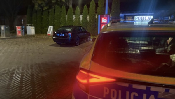 Jechał zygzakiem na oczach policjantki. Uzbierał 80 punktów karnych za jednym zamachem