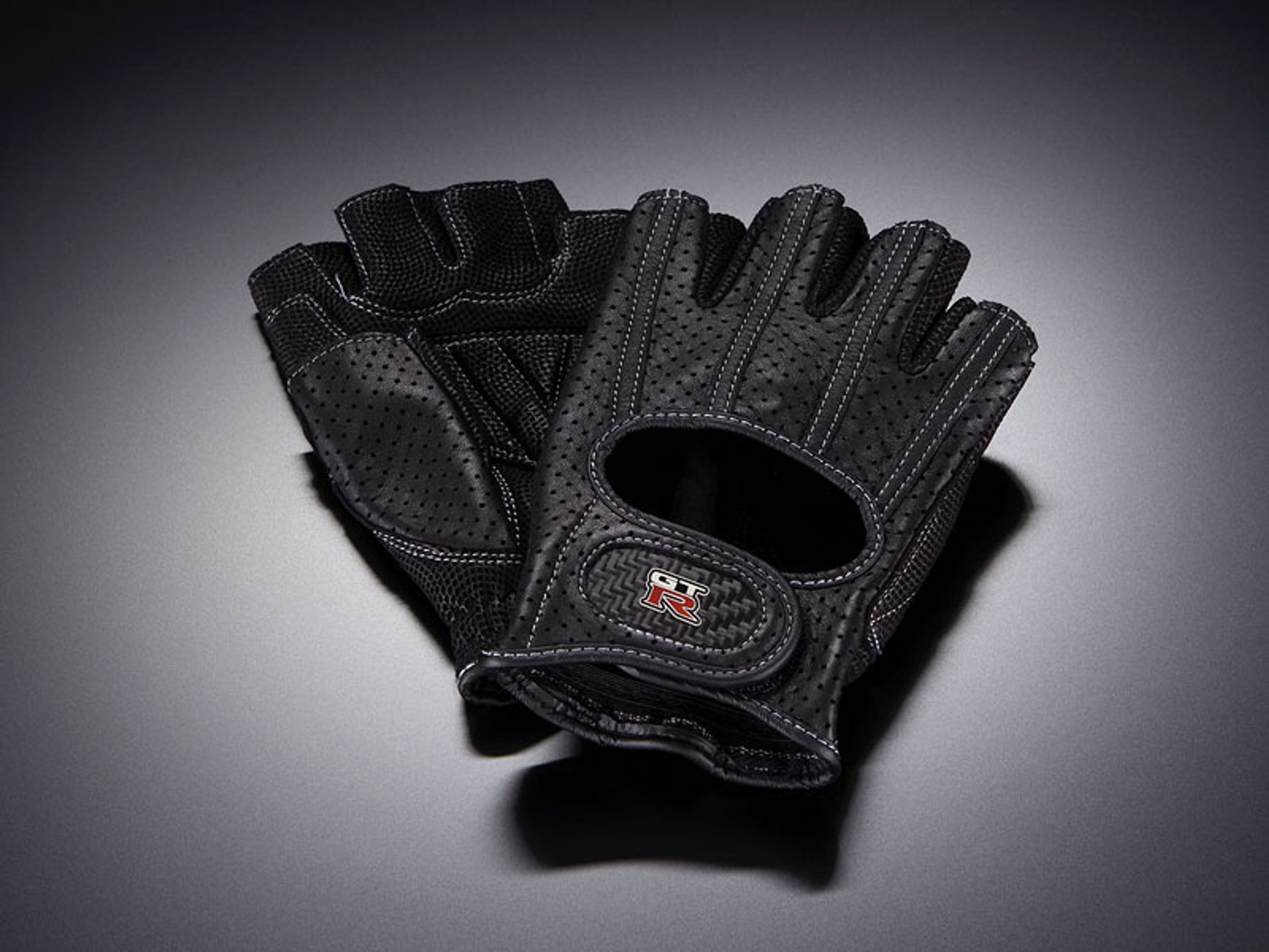 Kawałek Nissana GT-R dla każdego