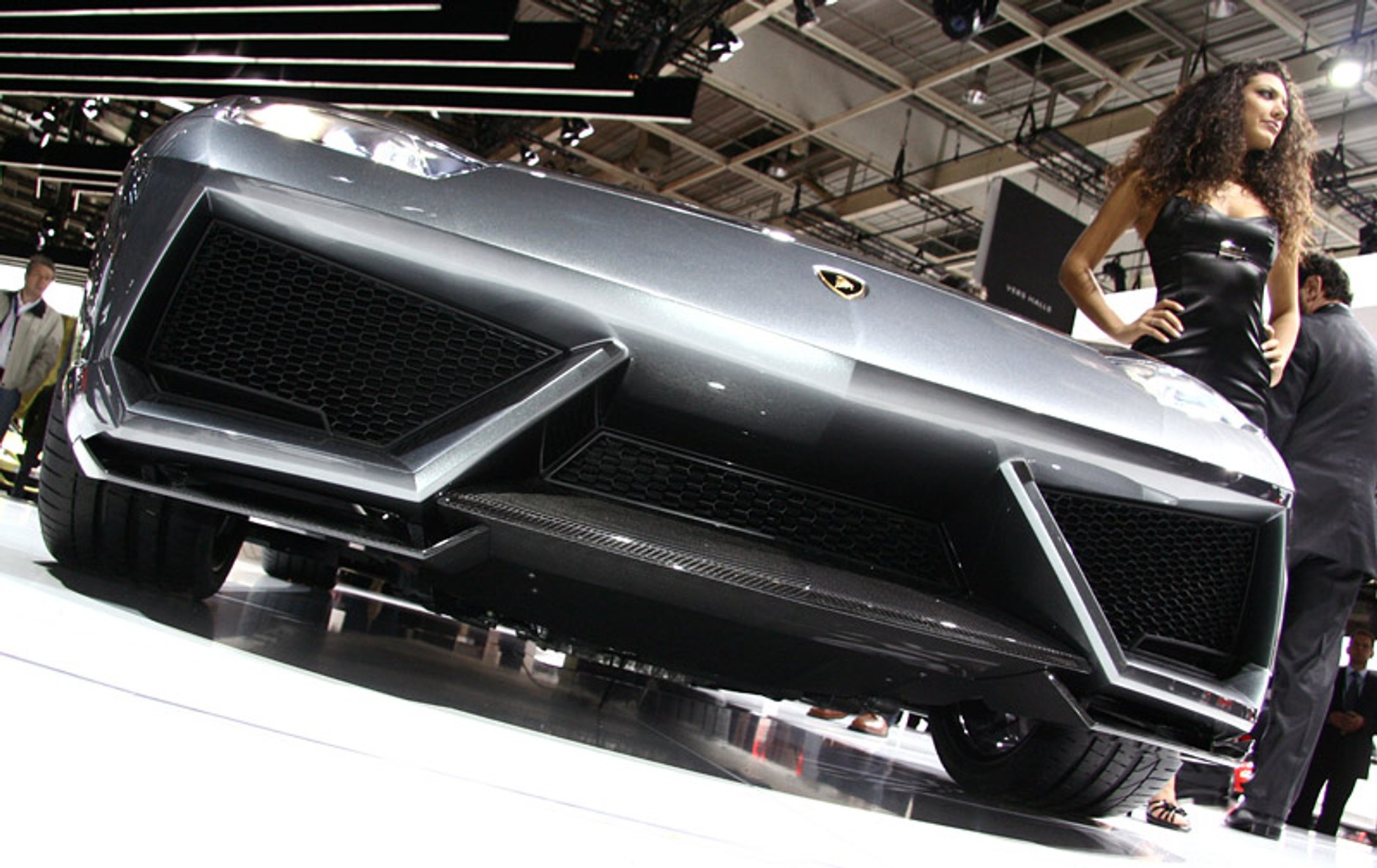 Paryż 2008: Lamborghini Estoque – co najmniej cztery lata do rozpoczęcia produkcji