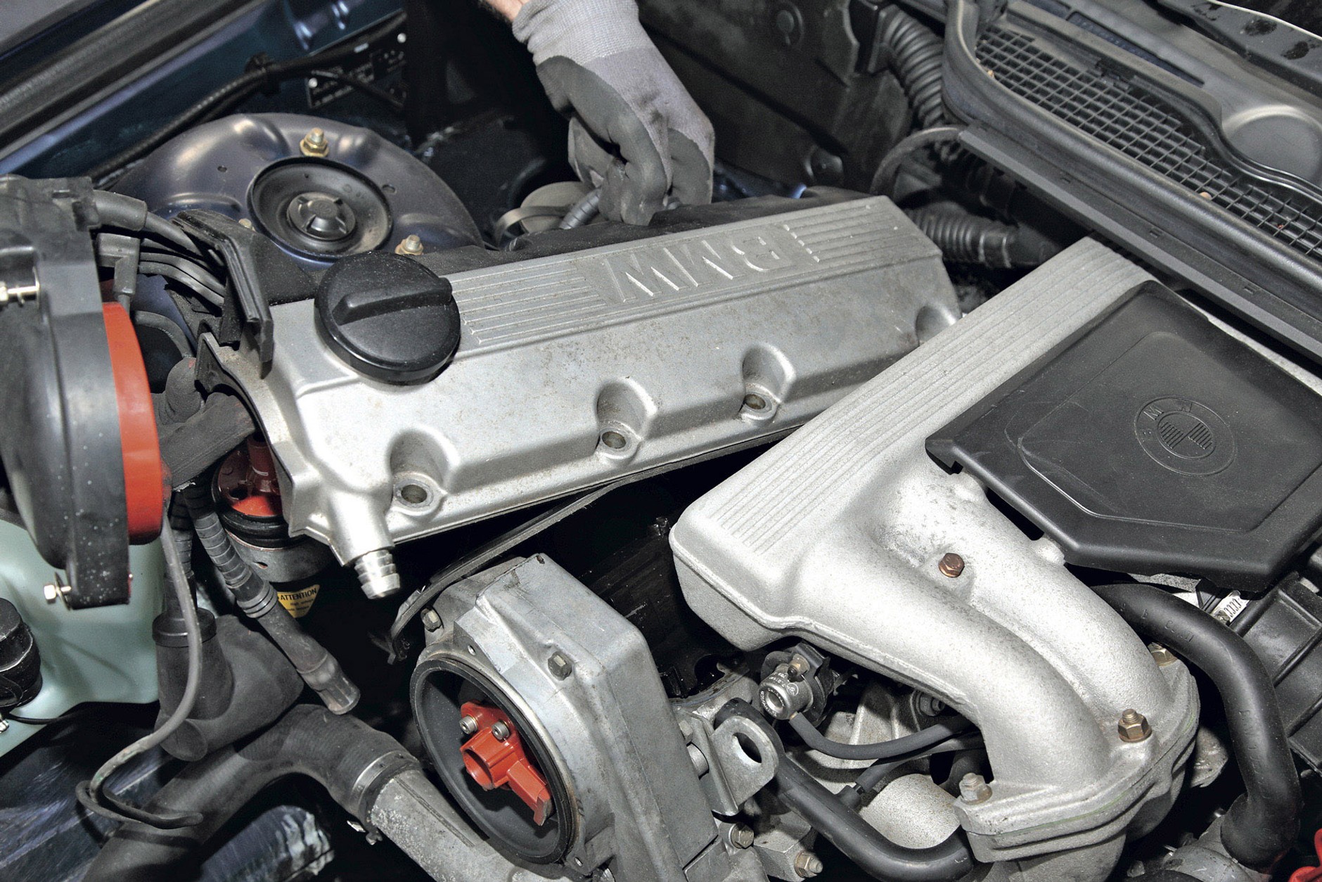 Dlaczego nie oszczędzać na pasku rozrządu?