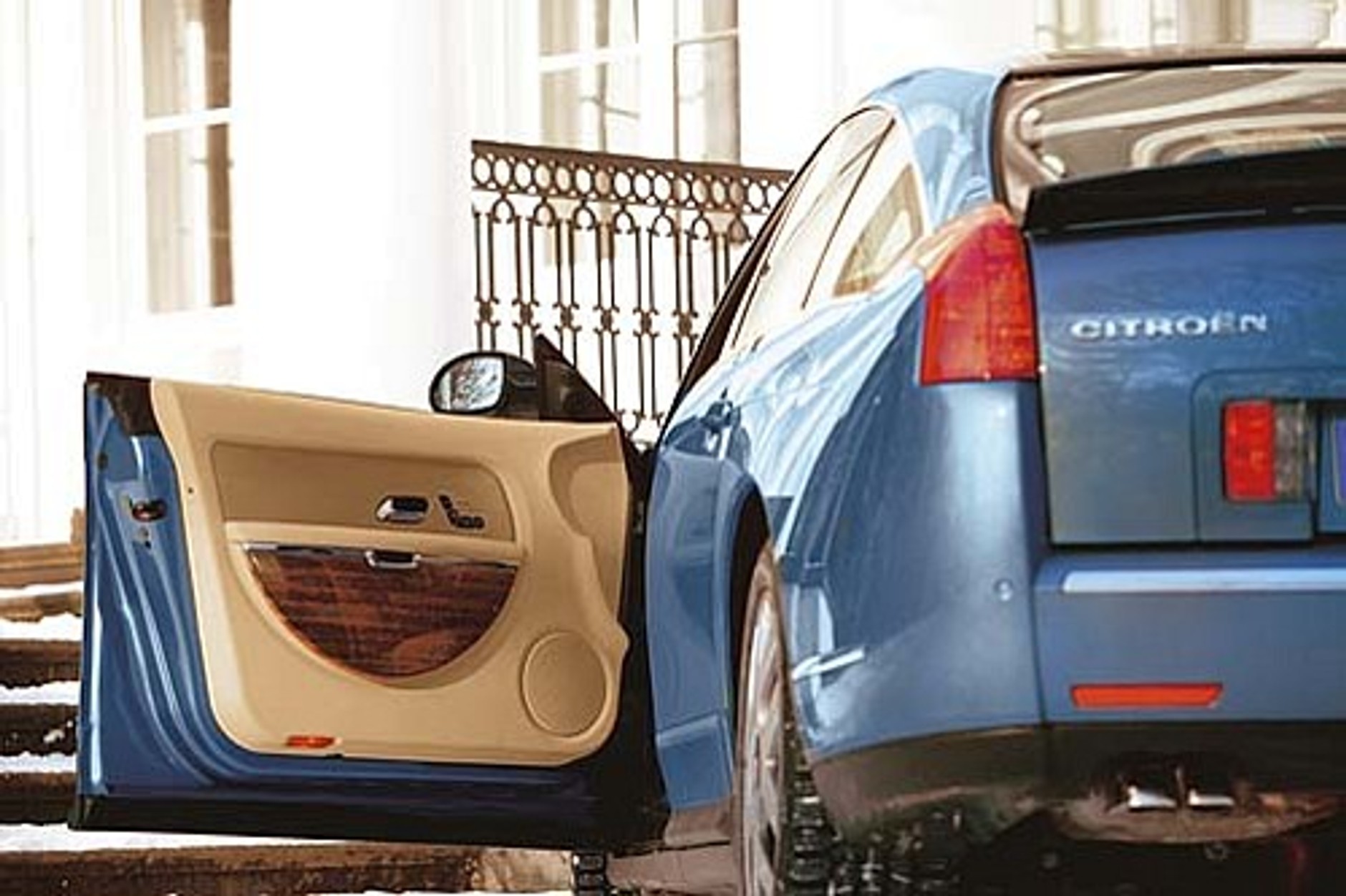 Citroën C6 V6 3.0 Exclusive - Ile warta jest francuska limuzyna?