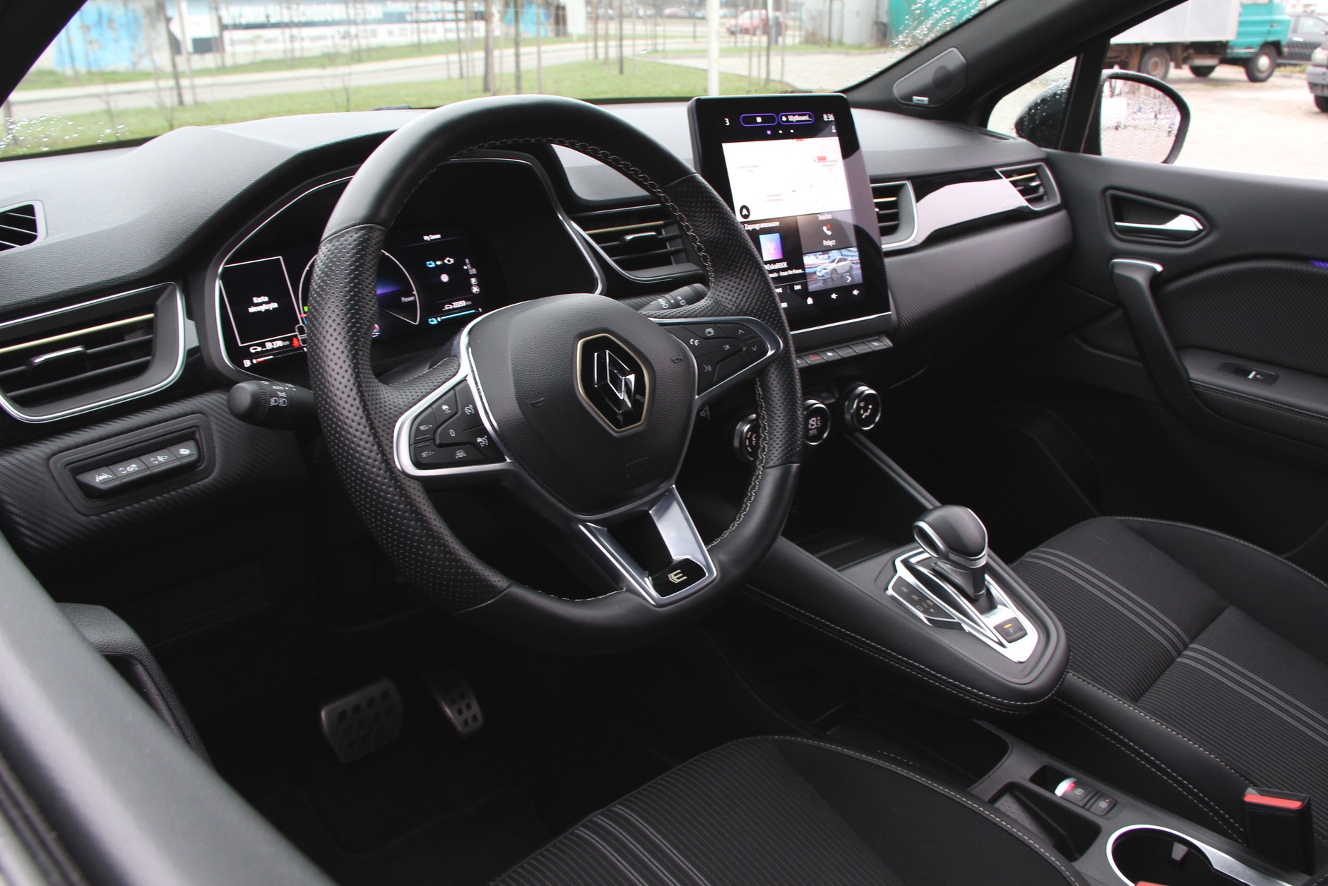 Renault Captur E-Tech full hybrid E-Tech engineered