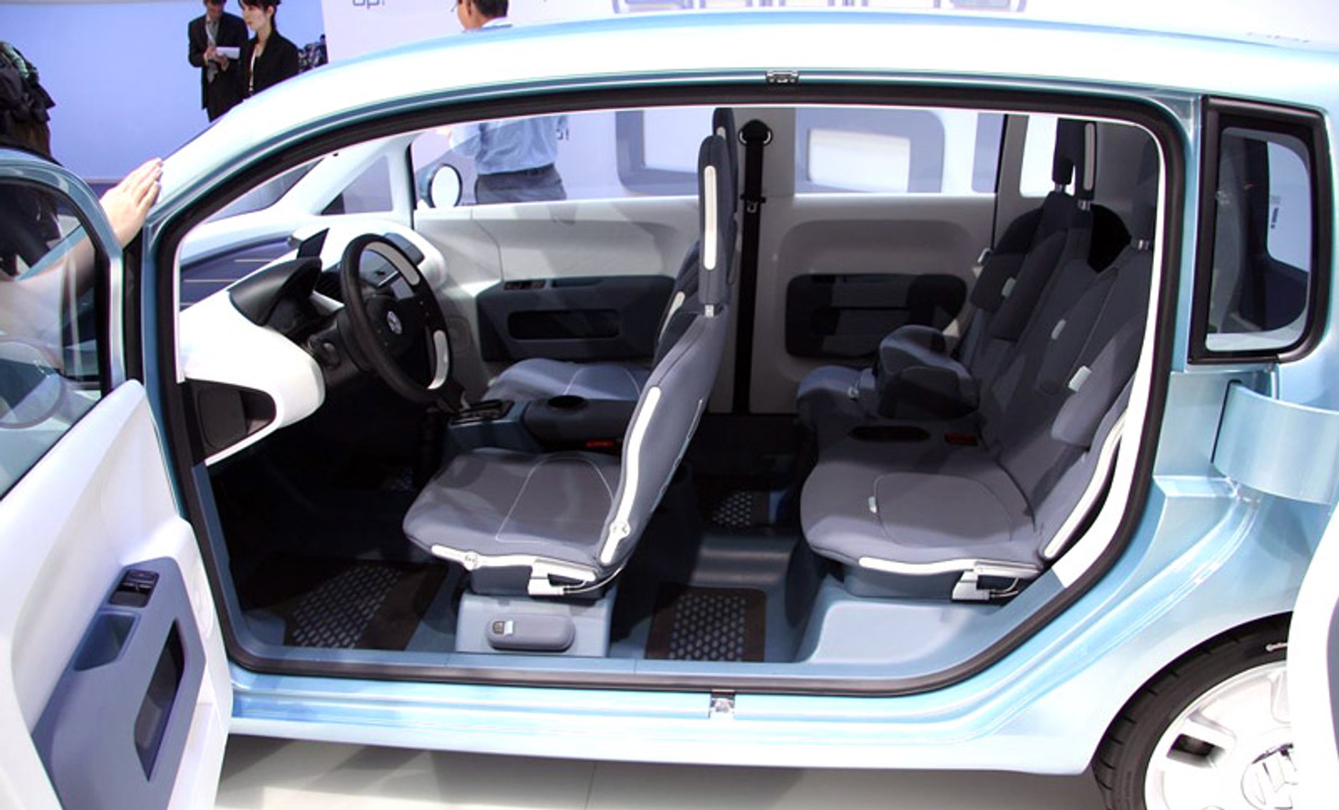 Nowy mini Volkswagen z Bratysławy, Audi Q3 z Hiszpanii