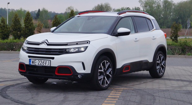 Citroen C5 Aircross PureTech 180 EAT8 – komfortowy jak za dawnych lat | TEST