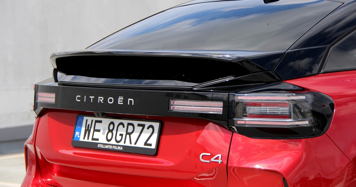 Citroen C4 Hybrid Max