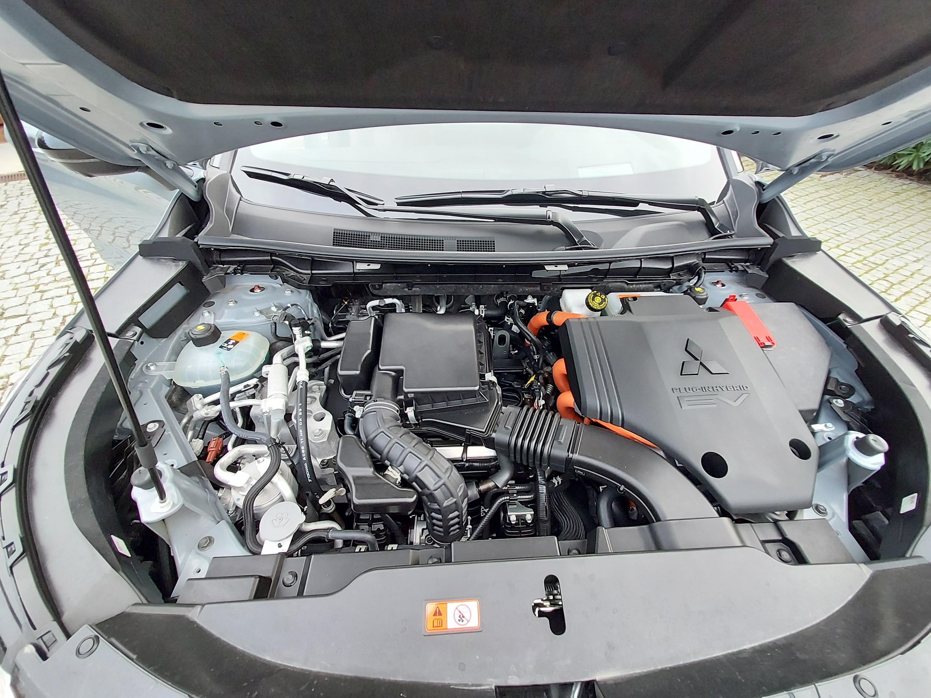 Nowy Mitsubishi Outlander PHEV