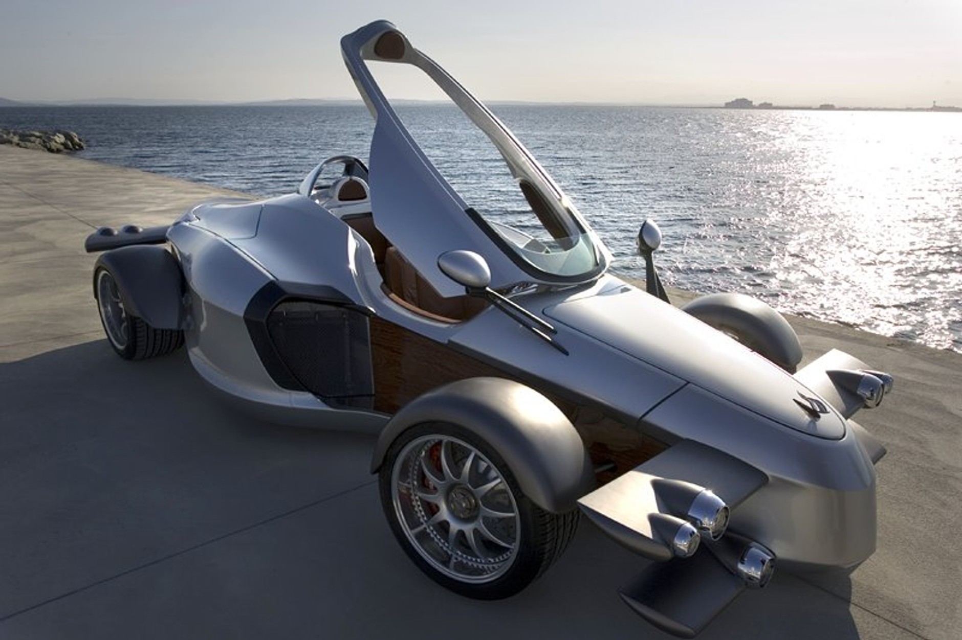Genewa 2007: Tramontana – F1 czy F16?