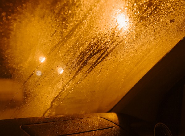 Oni o zaparowanych szybach wiedzą wszystko. Mają banalny trik